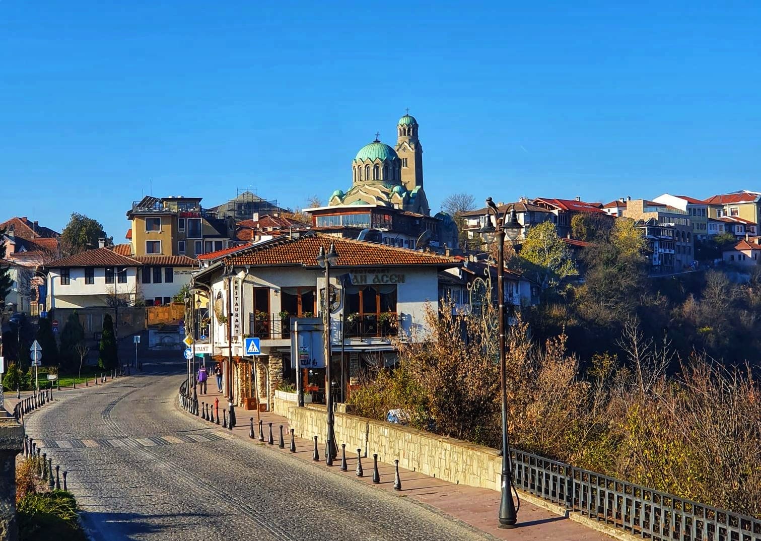 De ce să mergi la Veliko Târnovo - Mihai Vasilescu